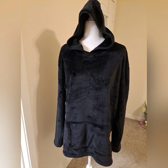 Ugg Hooded Pullover Top Furry Black XL EUC - Picture 1 of 8